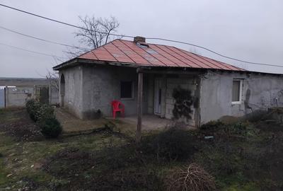 Casă cu 3 camere în Stăvărăști - 2