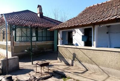 Vând casă în sat Crăciunei, comuna Radomirești, județul Olt Vând casă în sat Crăciunei, comuna Radomirești, județul Olt - 5