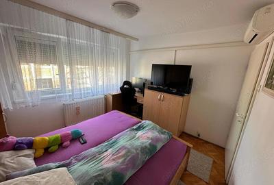 Apartament cu 4 camere decomandat în P-ța Unirii - 6