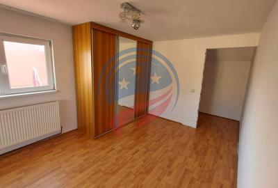 Casă de vânzare în zona Popoveni, Craiova - 4