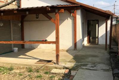 Proprietar inchiriez casa. - 2