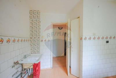 Apartament cu 2 camere de Vanzare, Etaj 1, zona Io?ia - 3