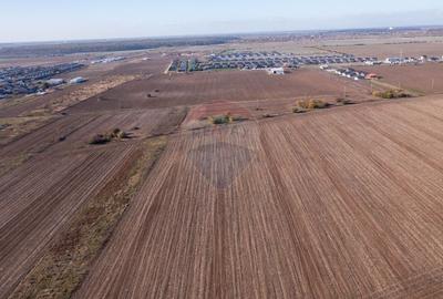 Vanzare teren intravilan 7,400 mp Sabareni / Strada Primaverii - 13