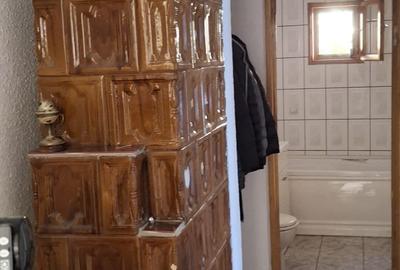 Apartament 3 camere central, etajul 3/3, decomandat cu CT. Apartament 3 camere central, etajul 3/3, decomandat cu CT. - 6