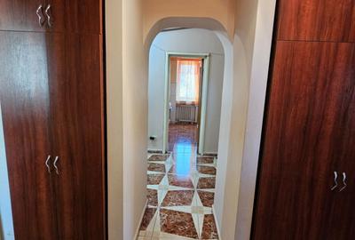 Apartament cu 3 camere decomandat în Ștrand - 2