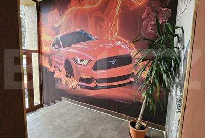 Spațiu comercial, de 260 mp, în Central - 4