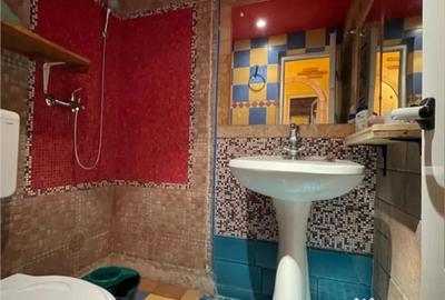 Apartament cu 2 camere semidecomandat în 23 August