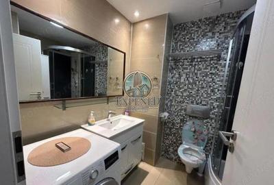 Apartament cu 3 camere decomandat în Apărătorii Patriei