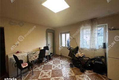 Casă cu 4 camere cu Teren 863 Mp în Central - 6