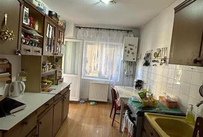 Apartament cu 3 camere decomandat în Central - 6