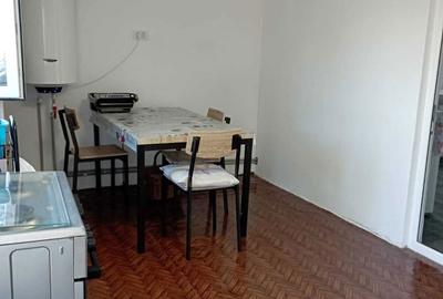 Casă cu 4 camere cu Teren 2080 Mp în Plopeni - 6