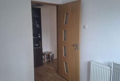 Casă cu 4 camere în Românești - 2