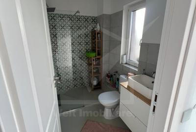 Apartament cu 3 camere decomandat, mobilat în Florești - 8