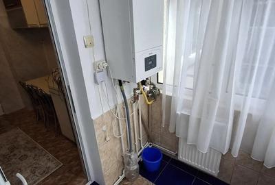 Inchiriez apartament 2 camere,decomandat,Micro 17 - 5