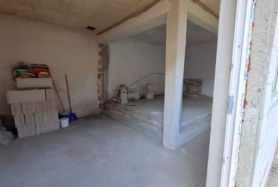 Casă cu 4 camere în Costișa - 3
