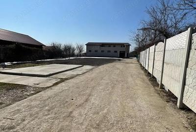 Spațiu comercial, de 550 mp, în Central - 13