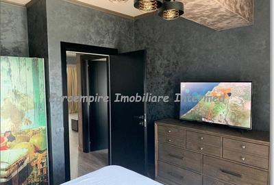 Apartament de vanzare cu 3 camere decomandat zona Mamaia - 4