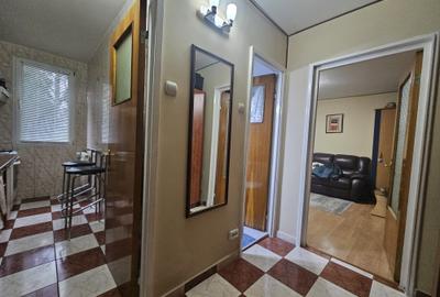 Valea Ialomitei langa statia de metrou  garsoniera mobilata utilata p/4 dec - 3