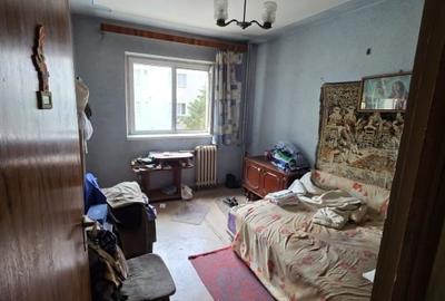 Apartament cu 3 camere decomandat în Rahova - 8