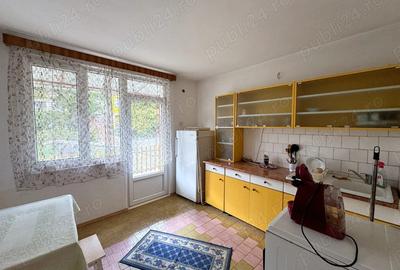 Casă cu 4 camere cu Teren 300 Mp în Central - 7