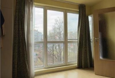 Garsonieră decomandată în Între Lacuri - 5