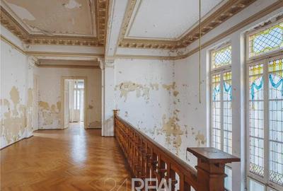 Casă cu 16 camere în Romană - 15