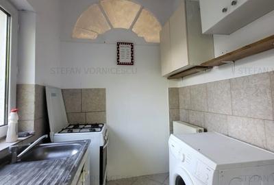Casă individuală cu 5 camere cu Canalizare în Copou - 2
