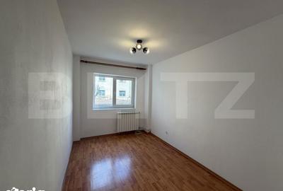 Apartament cu 3 camere decomandat în Central - 2