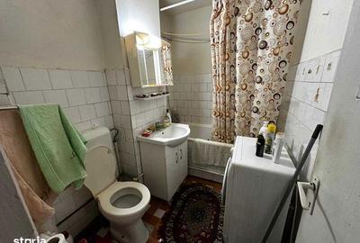 Apartament cu 3 camere decomandat în Tractorul - 6