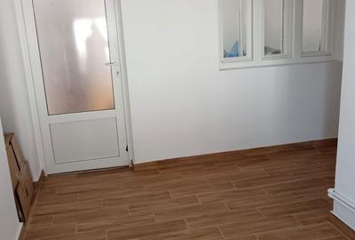 Casă cu 2 camere cu Teren 1500 Mp în Central - 8