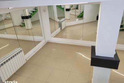 Spațiu comercial, de 70 mp, în Ultracentral - 5