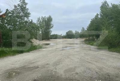 Teren de 62725 mp, în Central - 3