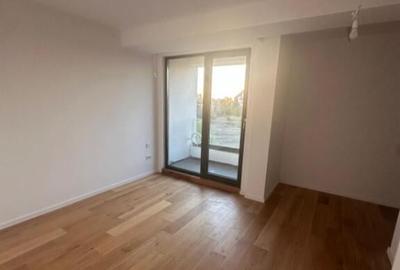 Vila deosebita de vanzare - zona Mamaia Nord pe malul laculu - 9