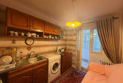 Apartament cu 3 camere semidecomandat în Titan - 5