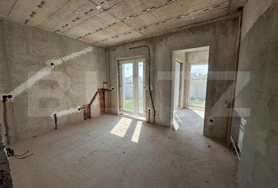 Casă cu 4 camere cu Teren 354 Mp în Micești - 6
