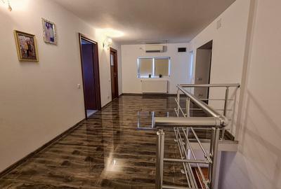 Vila individuala, zona linistita aproape de metrou - 21