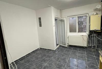 Apartament cu 3 camere decomandat, mobilat în Virtuții