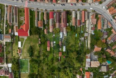 Casa spatioasa cu teren generos, in zona centrala a Sacelelor - 40