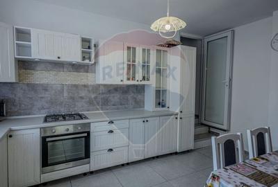 Casa si cabinet stomatologic de inchiriat in Chitila - 8