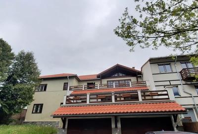 Casă individuală cu 11 camere cu Garaj în Bușteni - 9