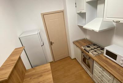 Apartament cu 3 camere în Central - 17