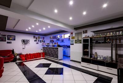 Casă cu 6 camere cu Teren 154 Mp în Central - 9