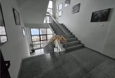 Spațiu comercial, în Central - 3