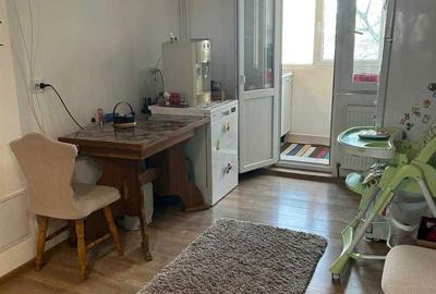 Apartament cu 2 camere decomandat în Lăpuș Argeș