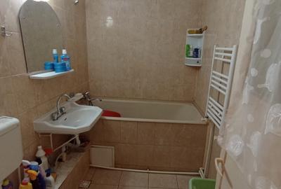 Apartament 3 camere  decomandat CUG-BRD, etaj intermediar Apartament 3 camere  decomandat CUG-BRD, etaj intermediar - 11