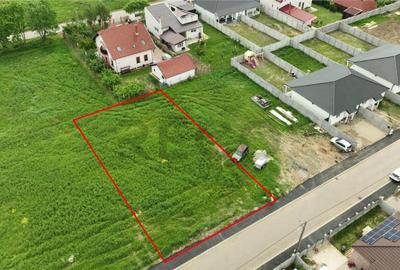 Teren de 775 mp, în Nojorid - 2