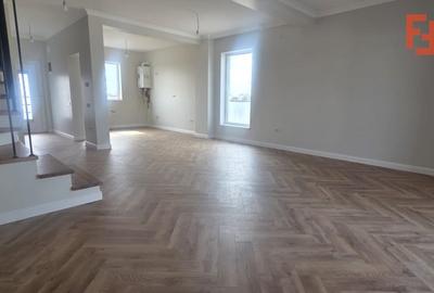 Duplex cu 4 camere cu Canalizare în Moșnița Nouă - 6