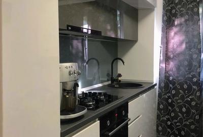 Apartament cu 3 camere semidecomandat în Torontalului - 2