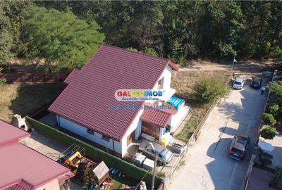 Vila cu garaj Padurea Pantelimon - 4 camere - 5
