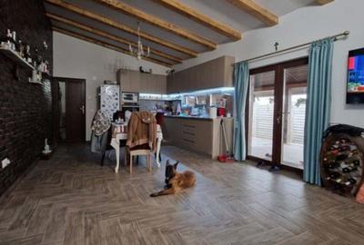 Casă cu 3 camere în Central